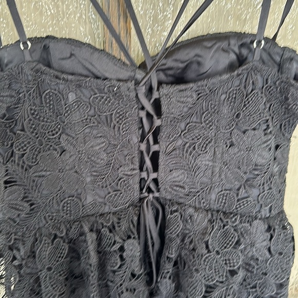 LPA Madonna Lace Corset Midi Dress - Black size Small - Picture 7 of 9